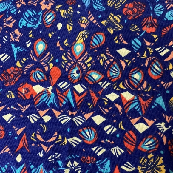 NWT LuLaRoe Classic T size XS - Picture 5 of 9